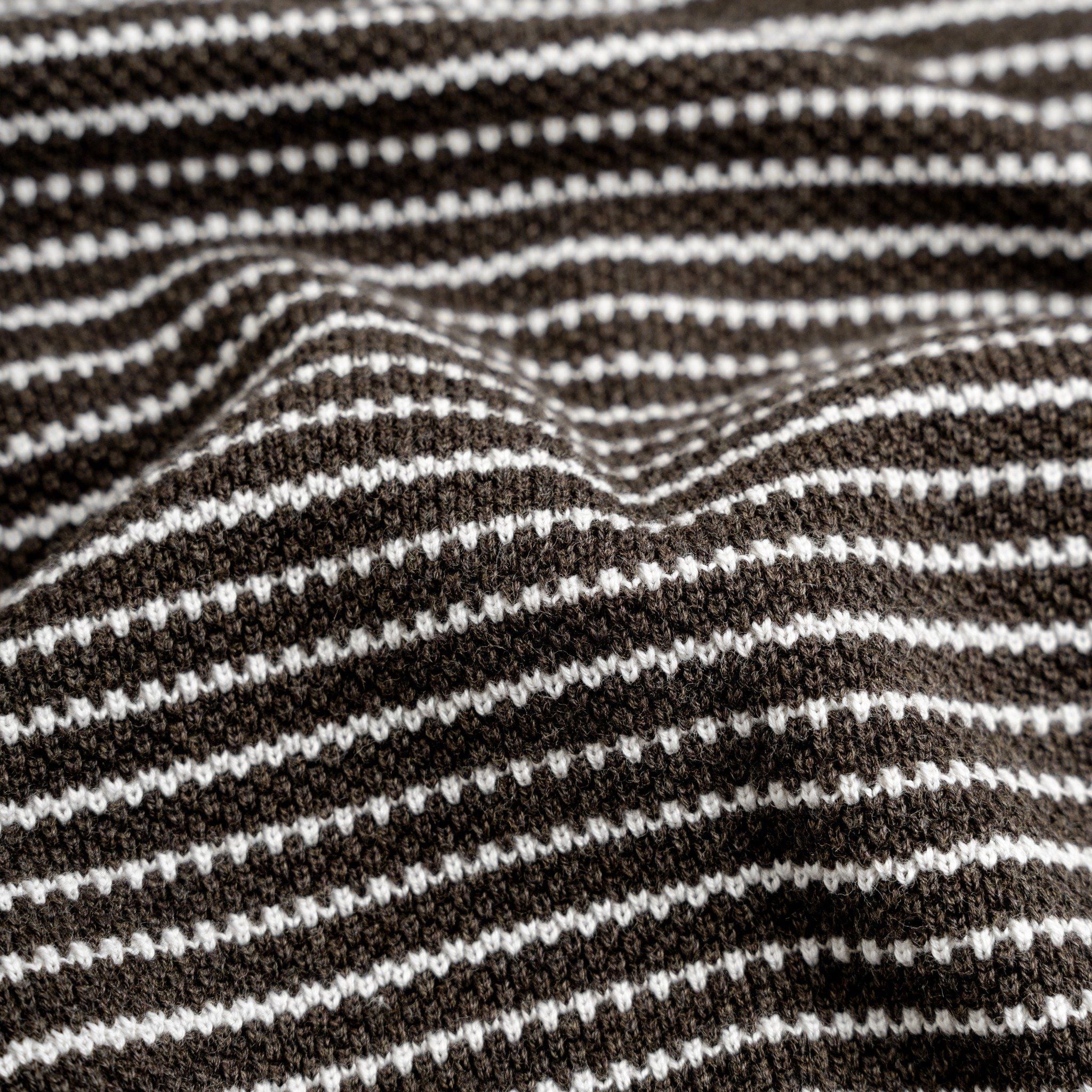 Áo Polo Dệt Kim By Cotton Melange Sọc Nhỏ Nâu