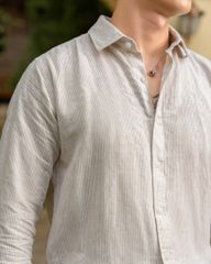 Áo Sơ Mi Nam By Cotton Linen Sọc Nhuyễn Nâu