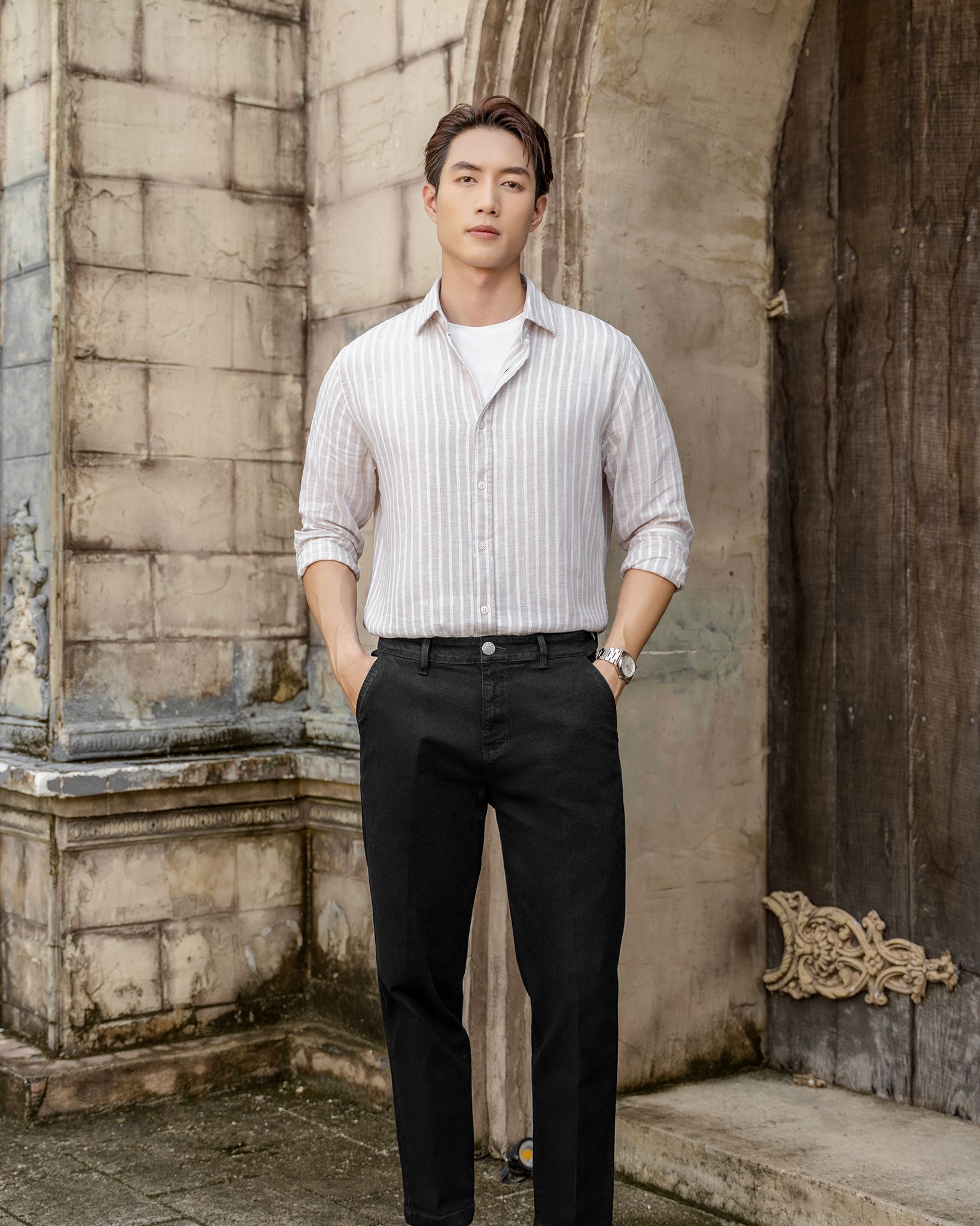 Áo Sơ Mi Nam By Cotton Linen Nâu Sọc Trắng