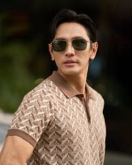 Áo Thun Polo Dệt Kim Cao Cấp Monogram Hoạ Tiết Nâu Trắng