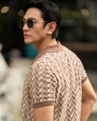 Áo Thun Polo Dệt Kim Cao Cấp Monogram Hoạ Tiết Nâu Trắng