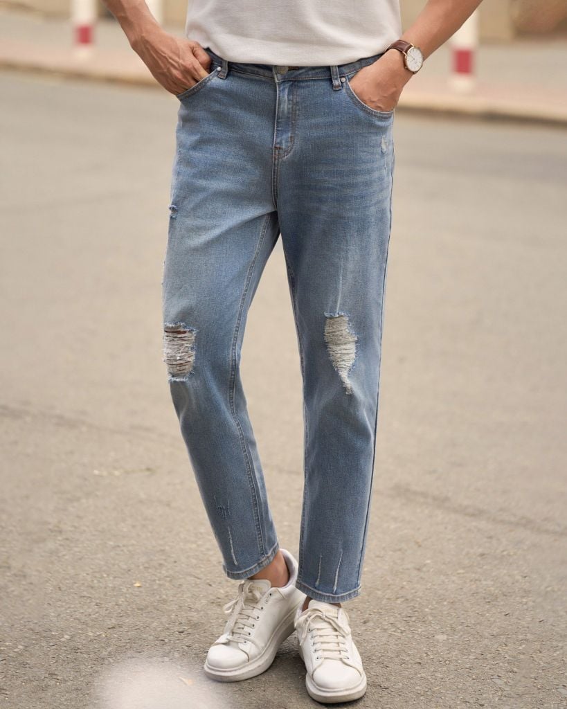 Jeans Basic Light Blue Rách 2025