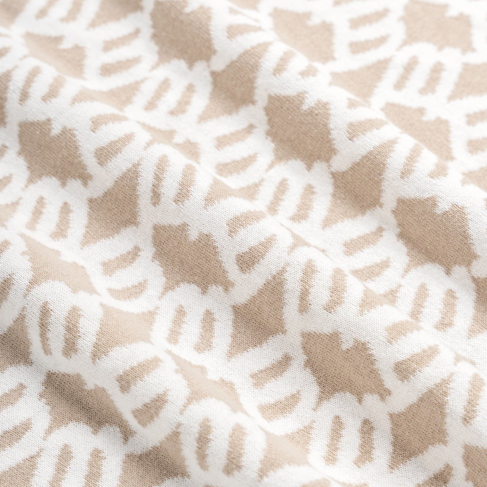 Áo Polo Dệt Kim By Cotton Monogram Phối Bo - Be Nhạt