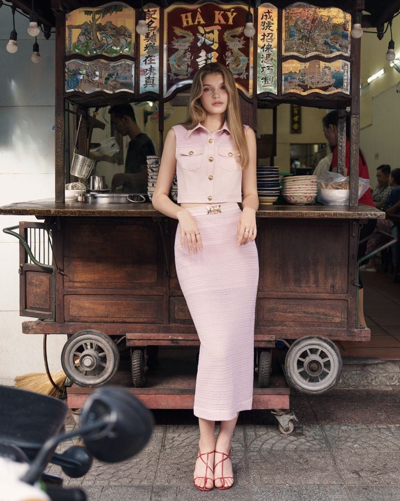  K Closet Set 2 Pieces Sleeveless Cropped Vest Top - Mesh Overlay Pencil Skirt 