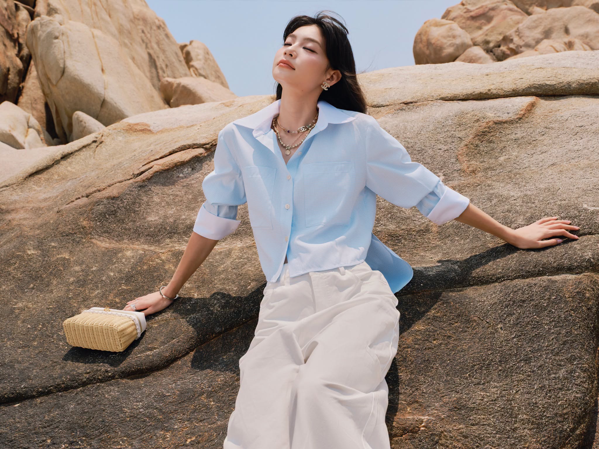  Cropped Blue Cotton Blend Ruched Long Sleeve Shirt 
