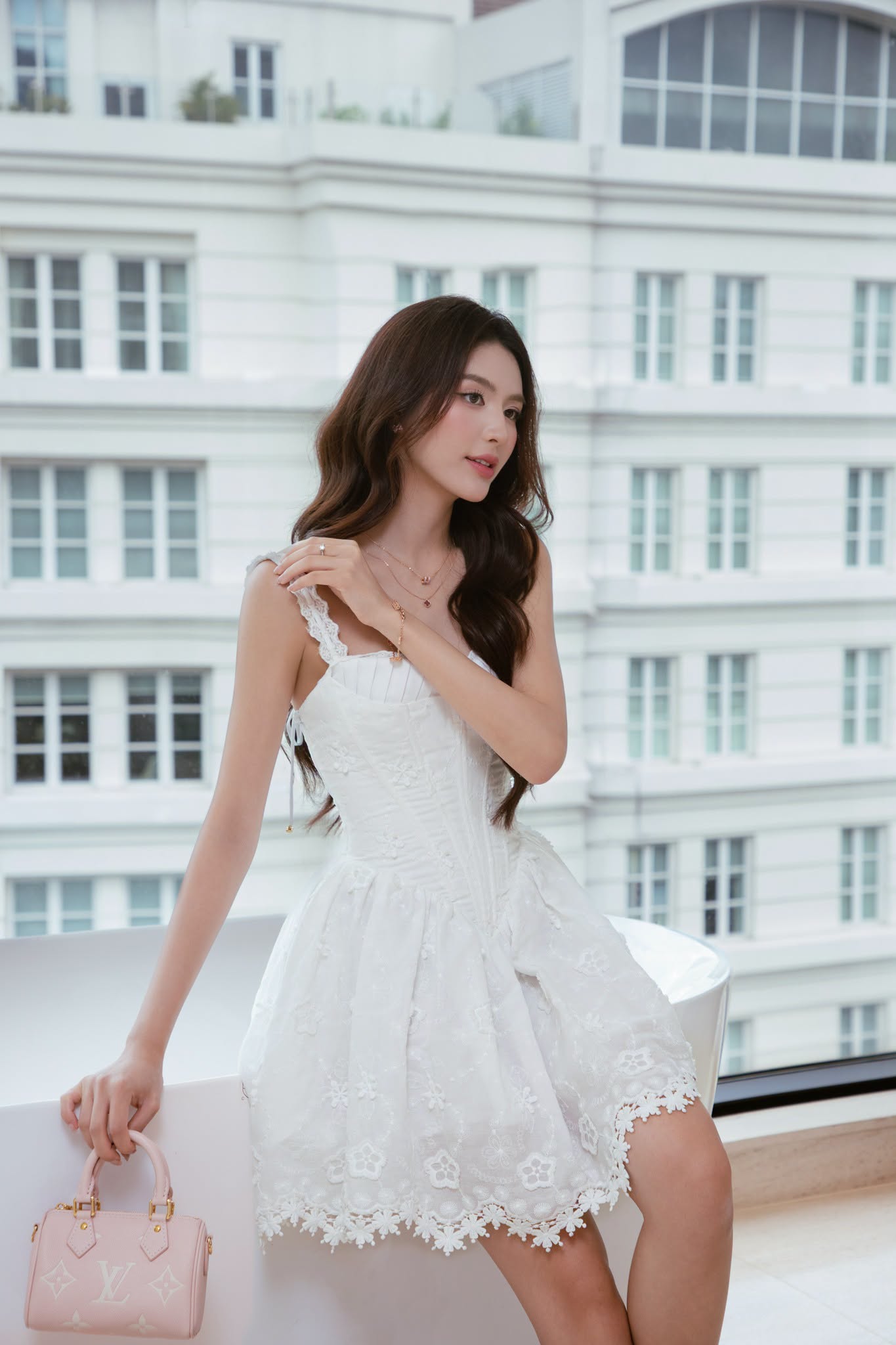  Corset White Embroidered Floral Mini Dress / Đầm Dây Corset Màu Trắng Chất Muslin Thêu Hoa Dáng Ngắn 