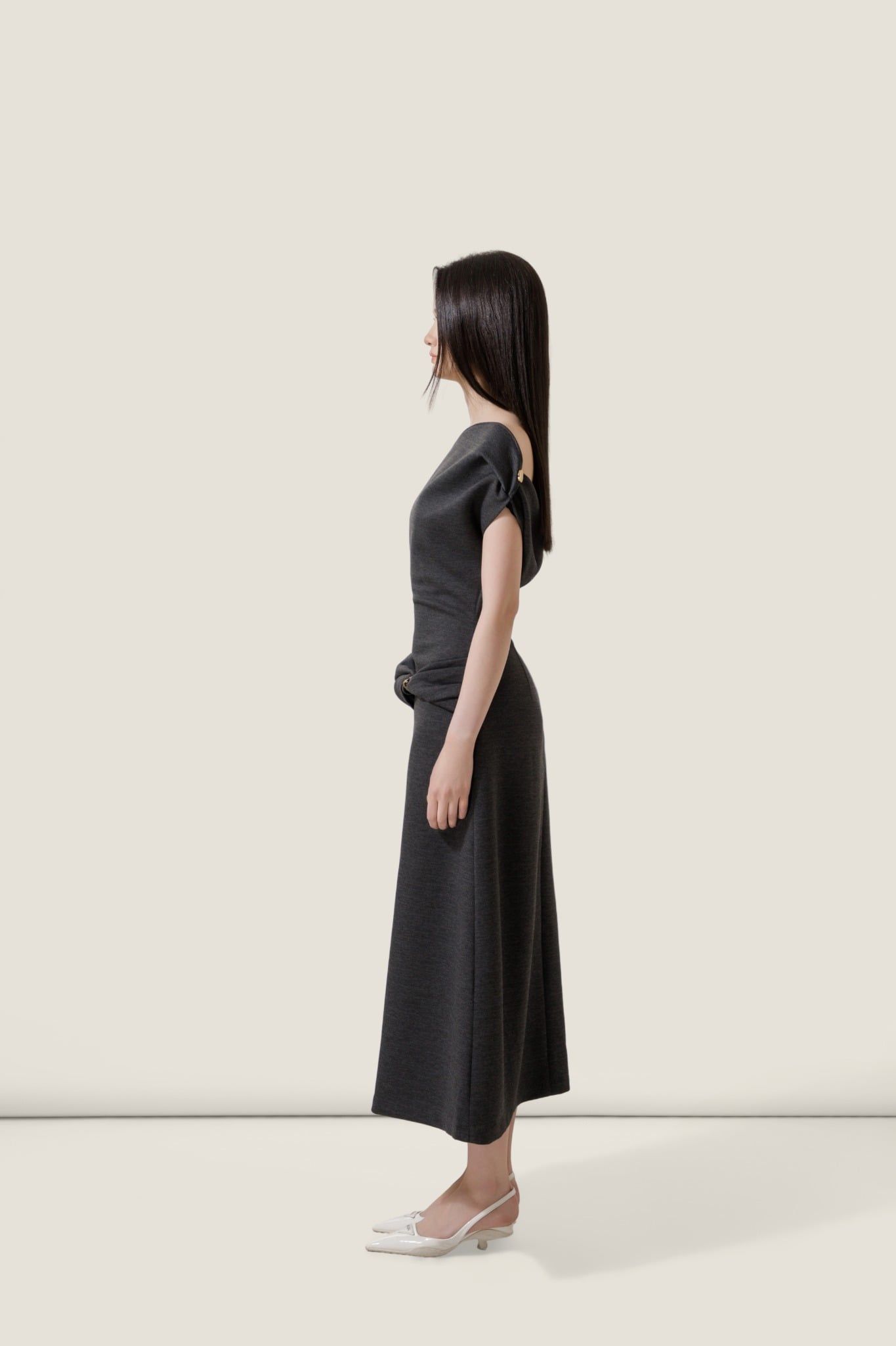  Twisted Off-Shoulder Dark Grey Jersey Dress – K CLOSET 26 