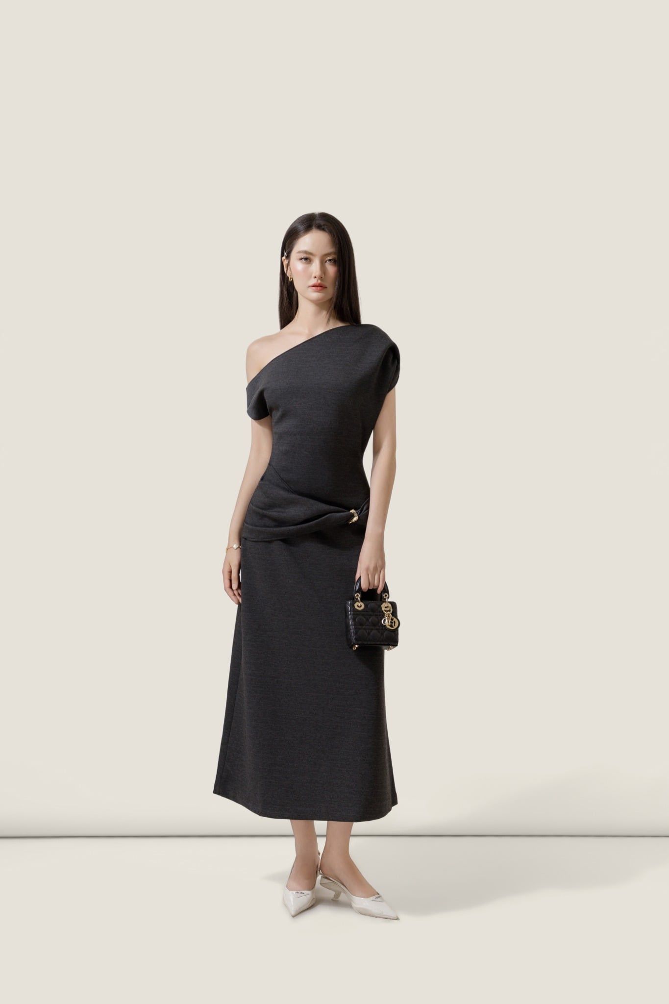  Twisted Off-Shoulder Dark Grey Jersey Dress – K CLOSET 26 