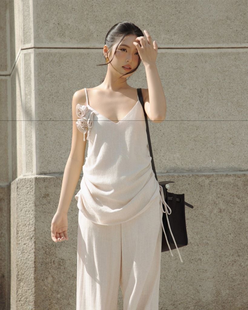  K Closet Set 2 Pieces Spaghetti Strap Top with 3D Flower - Wide Leg Pants 