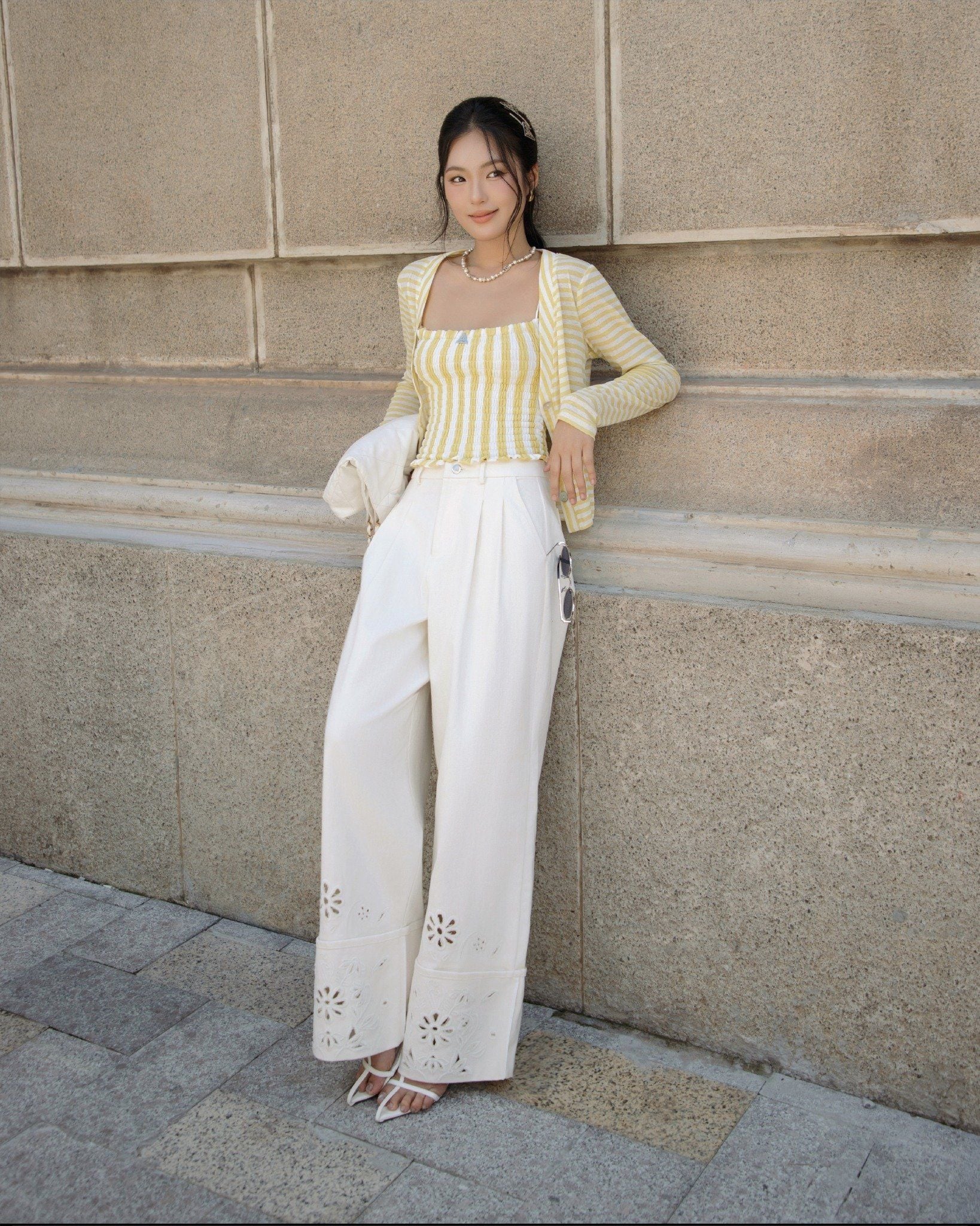  K Closet Wide Leg Pants with Floral Embroidery 