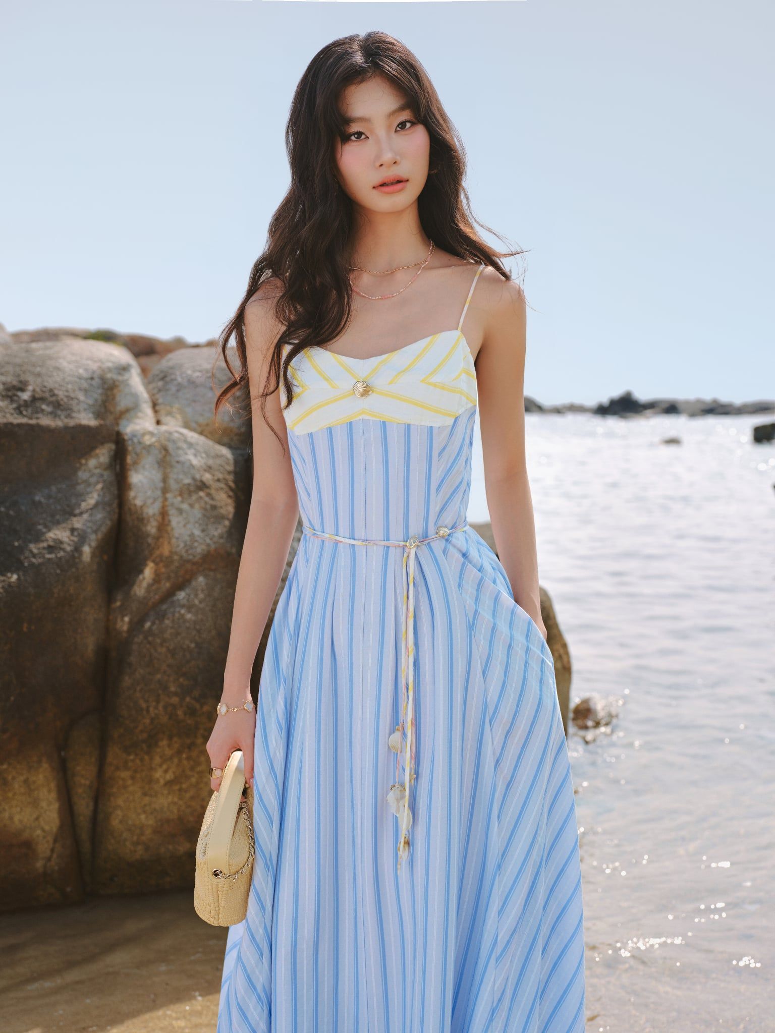  Cami Multi-Color Silk Striped Maxi Dress / Đầm Hai Dây Phối Ba Màu Chất Tơ Kiểu Dáng Maxi 