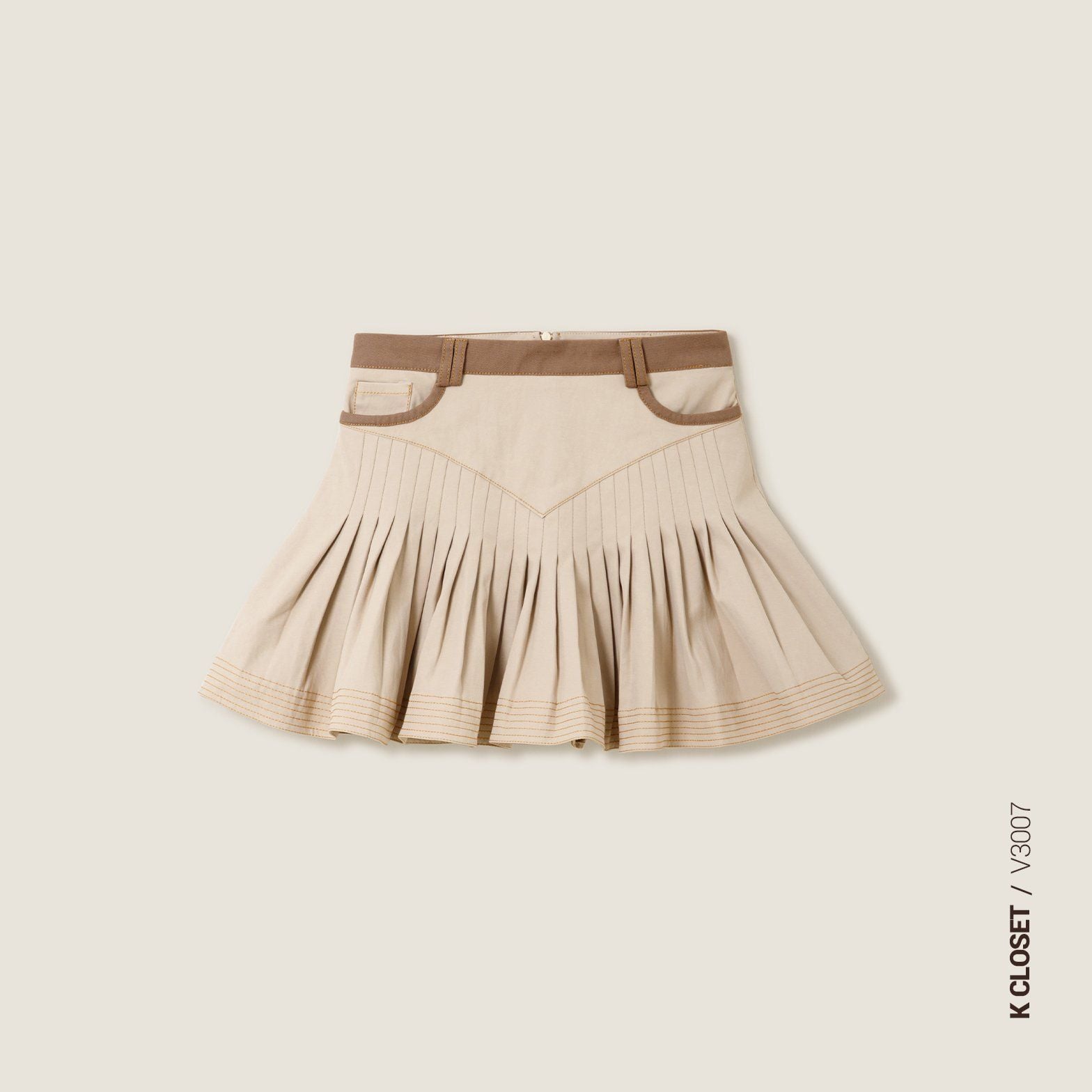  K Closet Casual Pleated Mini Skirt with Brown Trim 