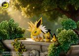  Eevee Family Anniversary Garden Diorama - Pokemon - MoonShadow Studio 