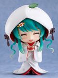  #303 Nendoroid Snow Miku: Strawberry White Kimono Ver. - Good Smile Company 