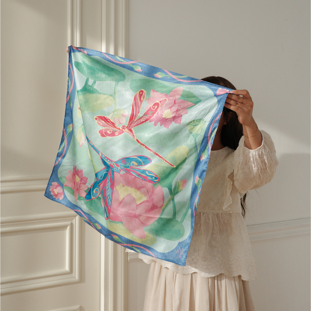  LỤA HƯƠNG GIFT SET - Bộ quà tặng nến thơm & khăn lụa 