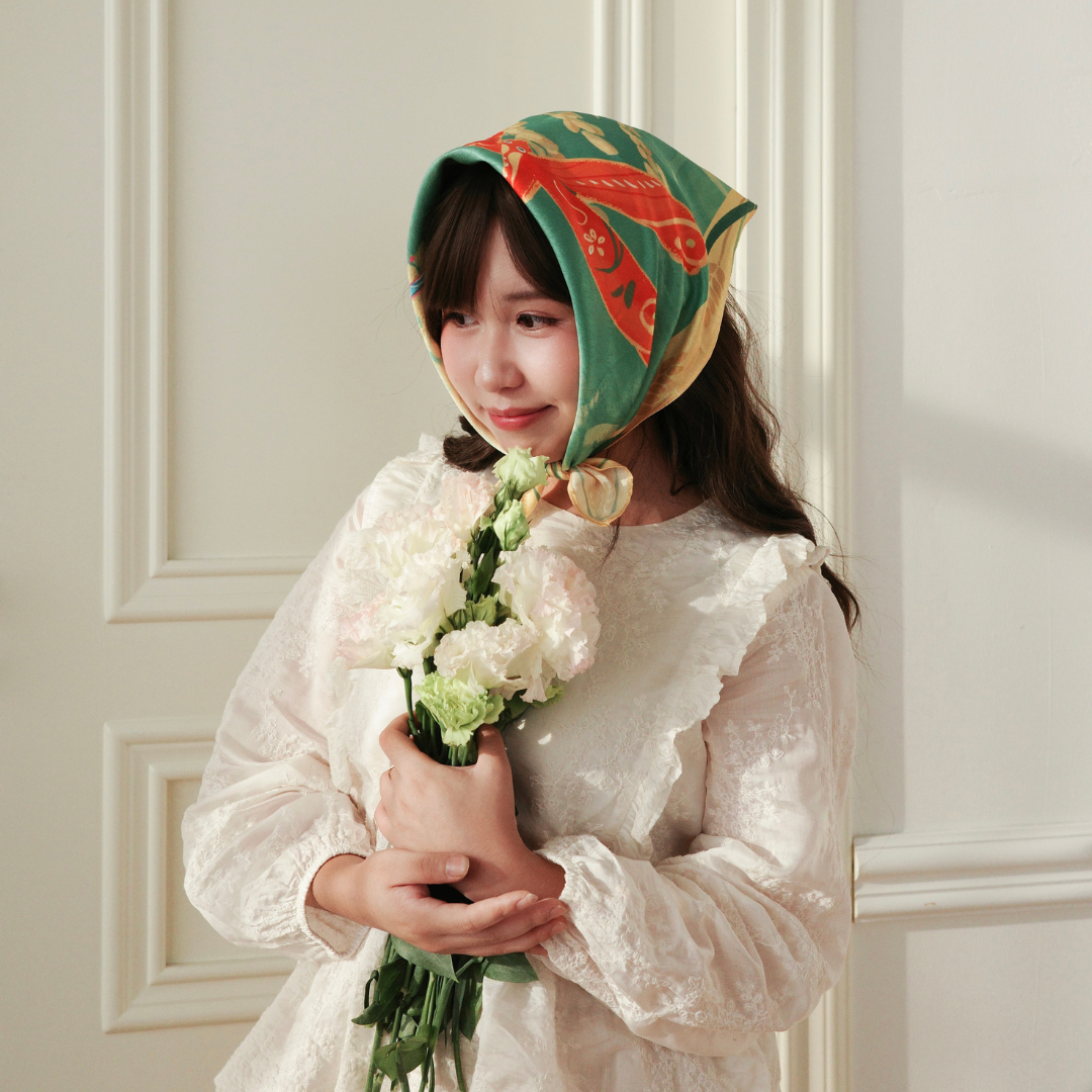  LỤA HƯƠNG GIFT SET - Bộ quà tặng nến thơm & khăn lụa 