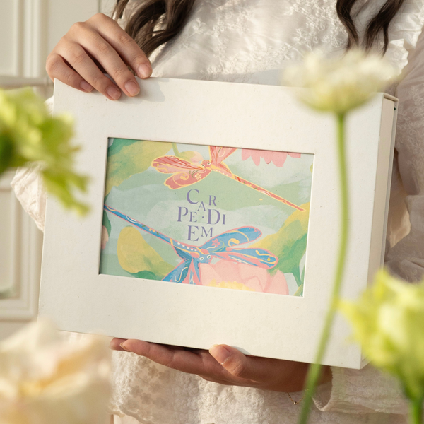  LỤA HƯƠNG GIFT SET - Bộ quà tặng nến thơm & khăn lụa 