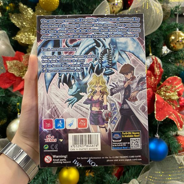 072 Hộp thẻ bài Yugioh Legendary Duelists: Season 2 - Xúc Xắc KC - Anh Quốc - Chính Hãng Konami