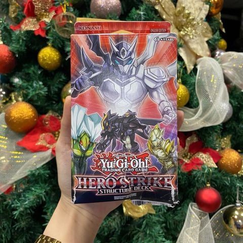 024 Hộp thẻ bài Yugioh Hero Strike Structure Deck - Rách vỏ