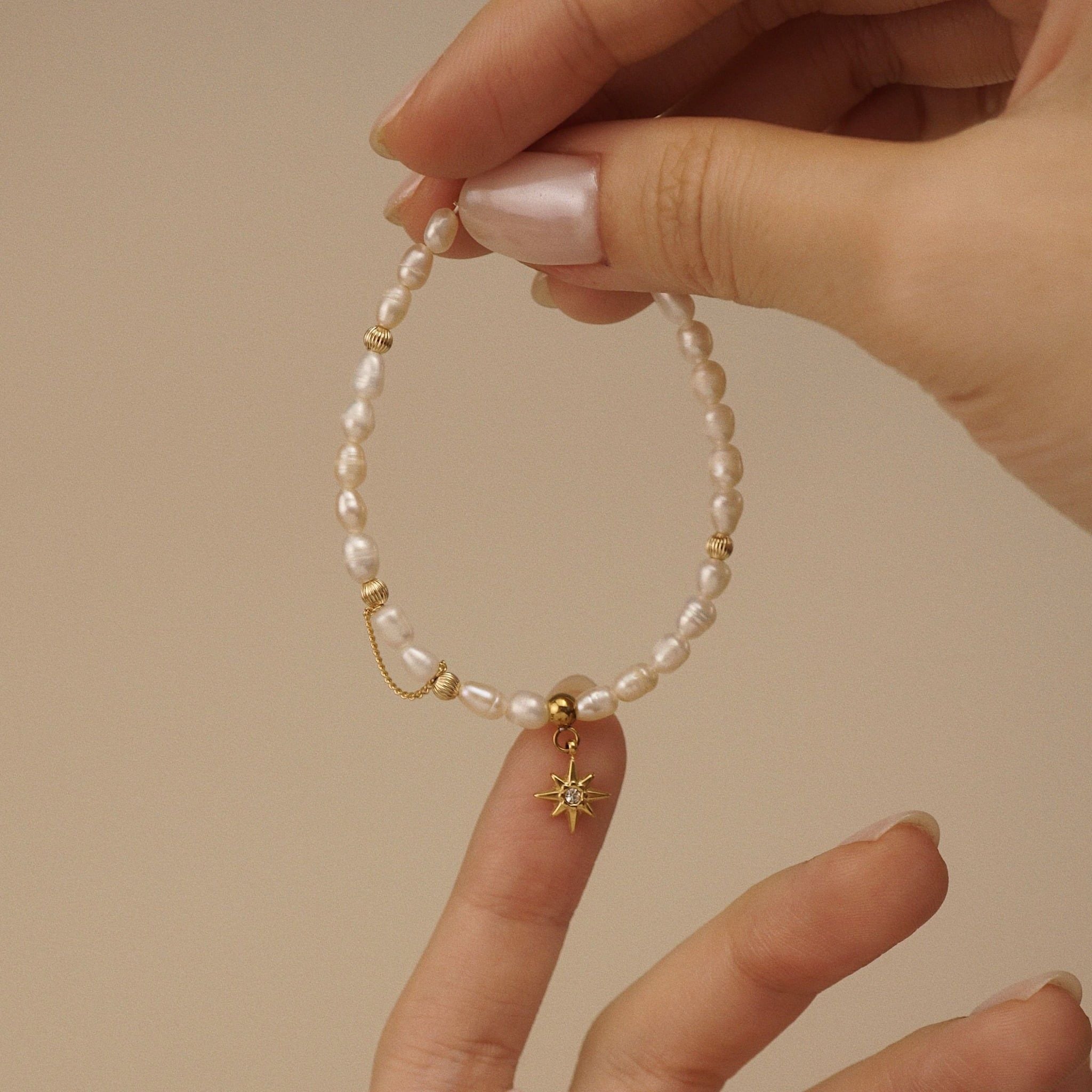  STARDUST - BAROQUE PEARL MIX ORBIT BRACELET 