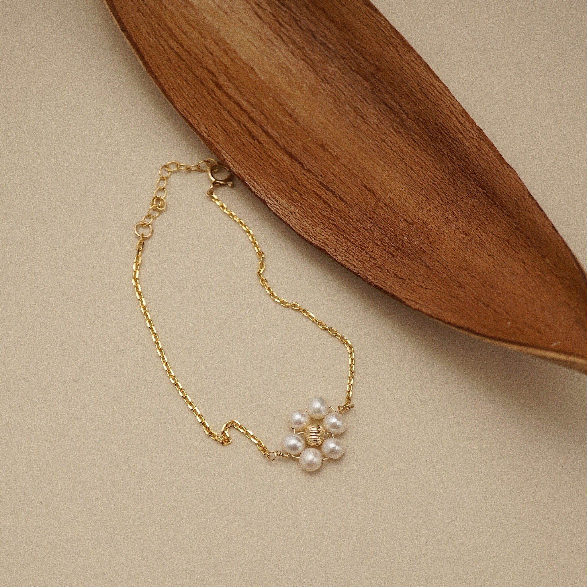  FLOWER PEARL ORBIT BRACELET 