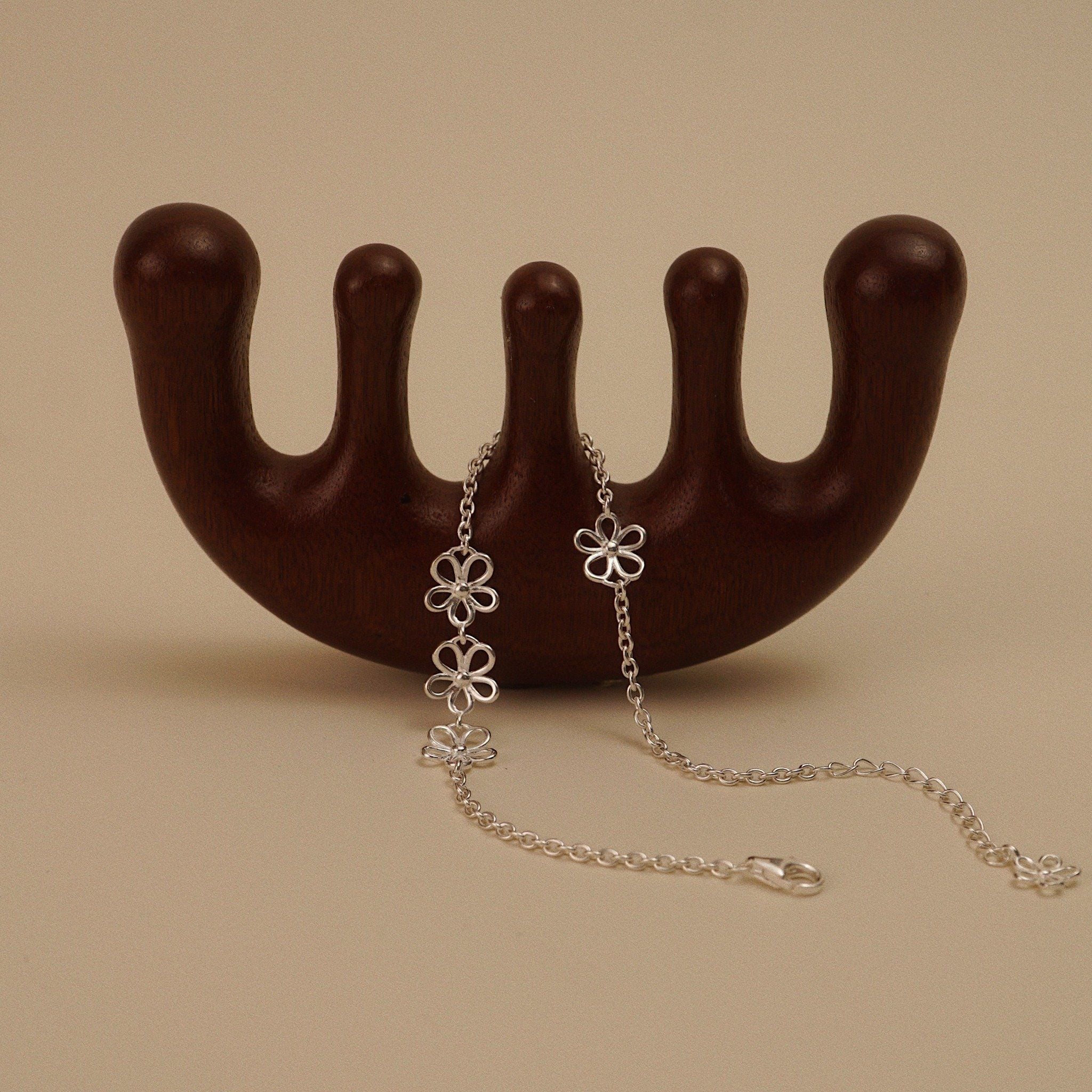  TRIPLE FLOWER BRACELET (S) 