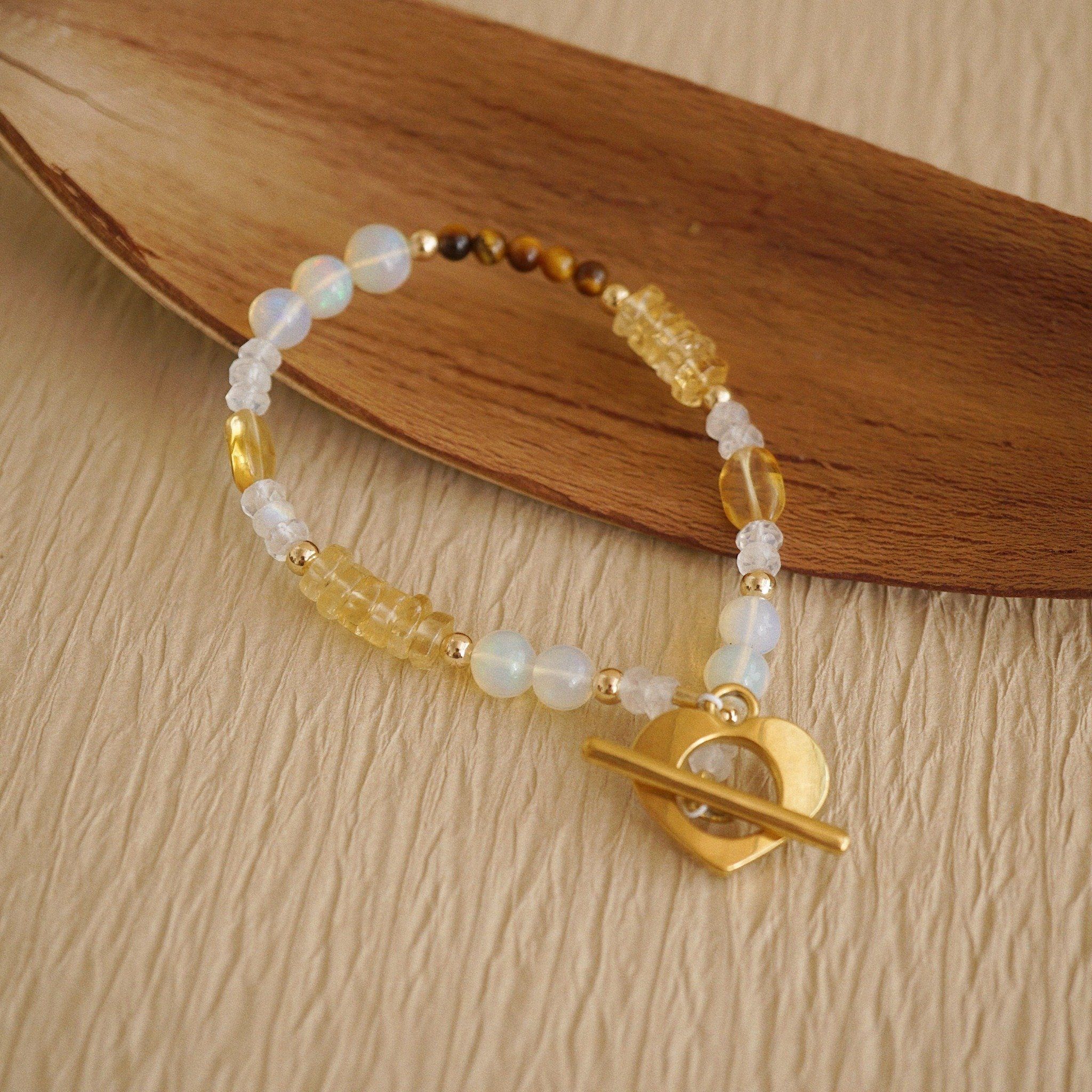  SUNLIT EMBER HEART CLASP BRACELET 