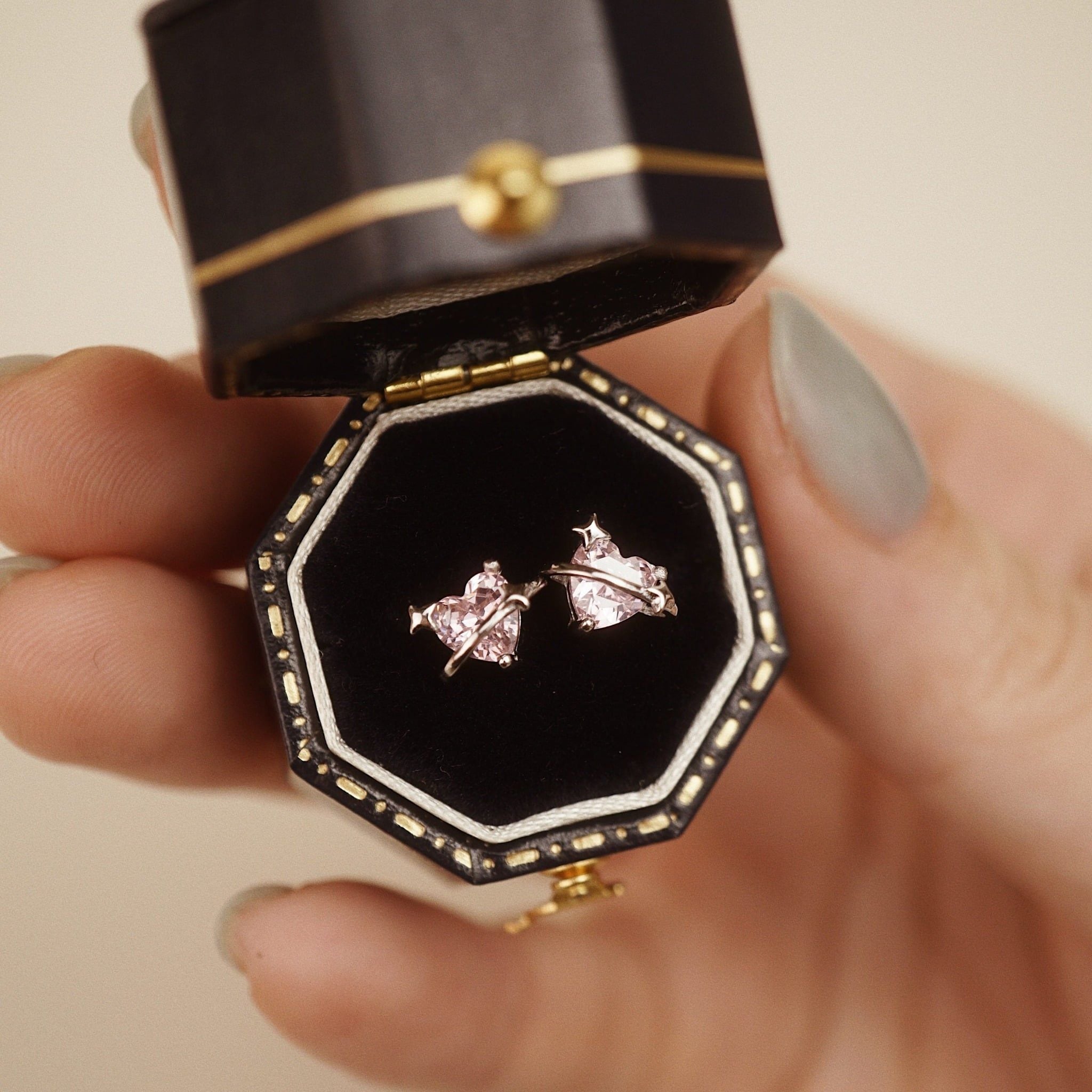  PLANET HEART EARRINGS (S) 