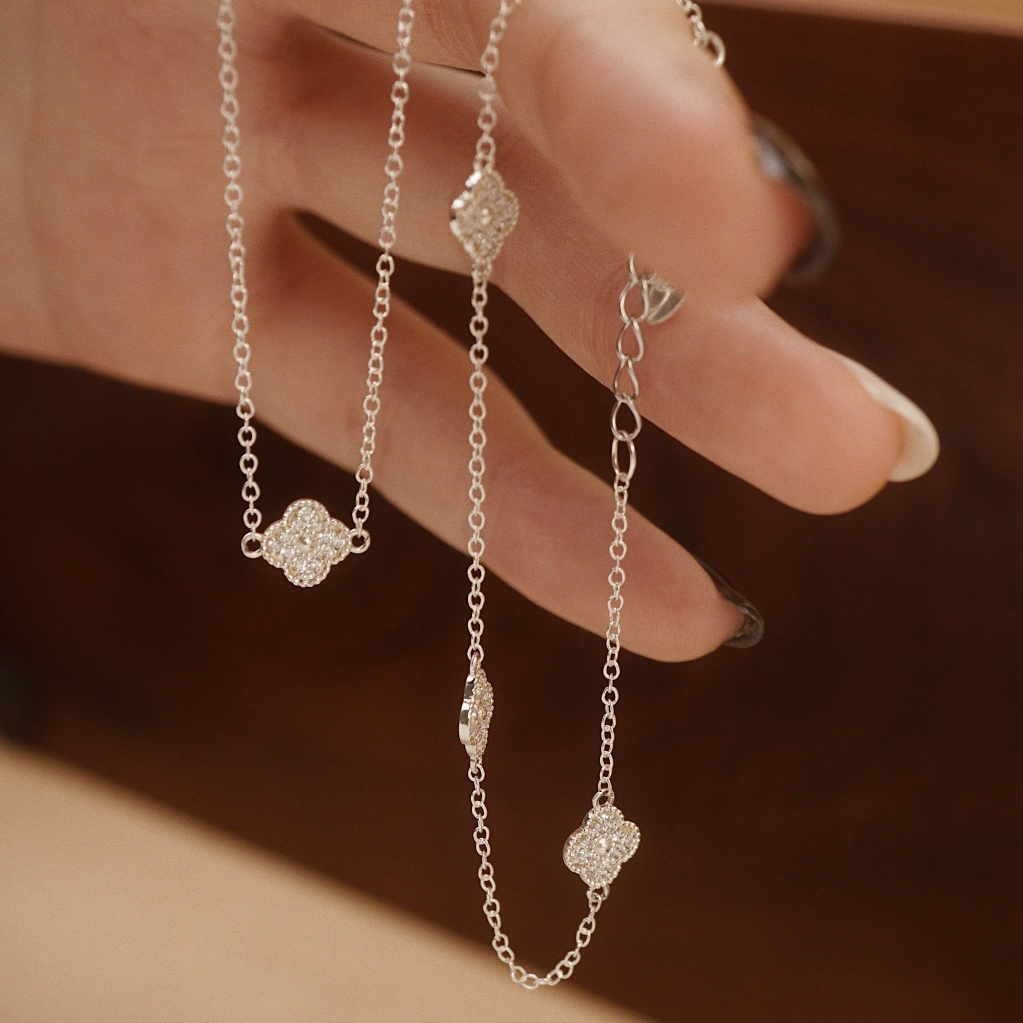  DAISY CLOVER LEAF BRACELET (S) 