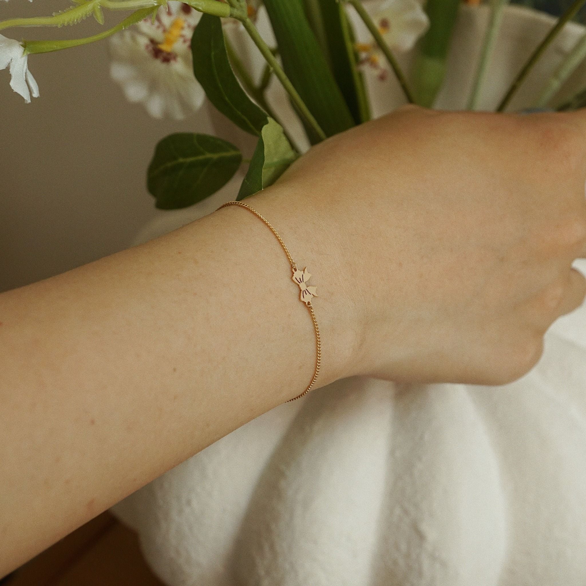  BOW MINI CURB BRACELET 