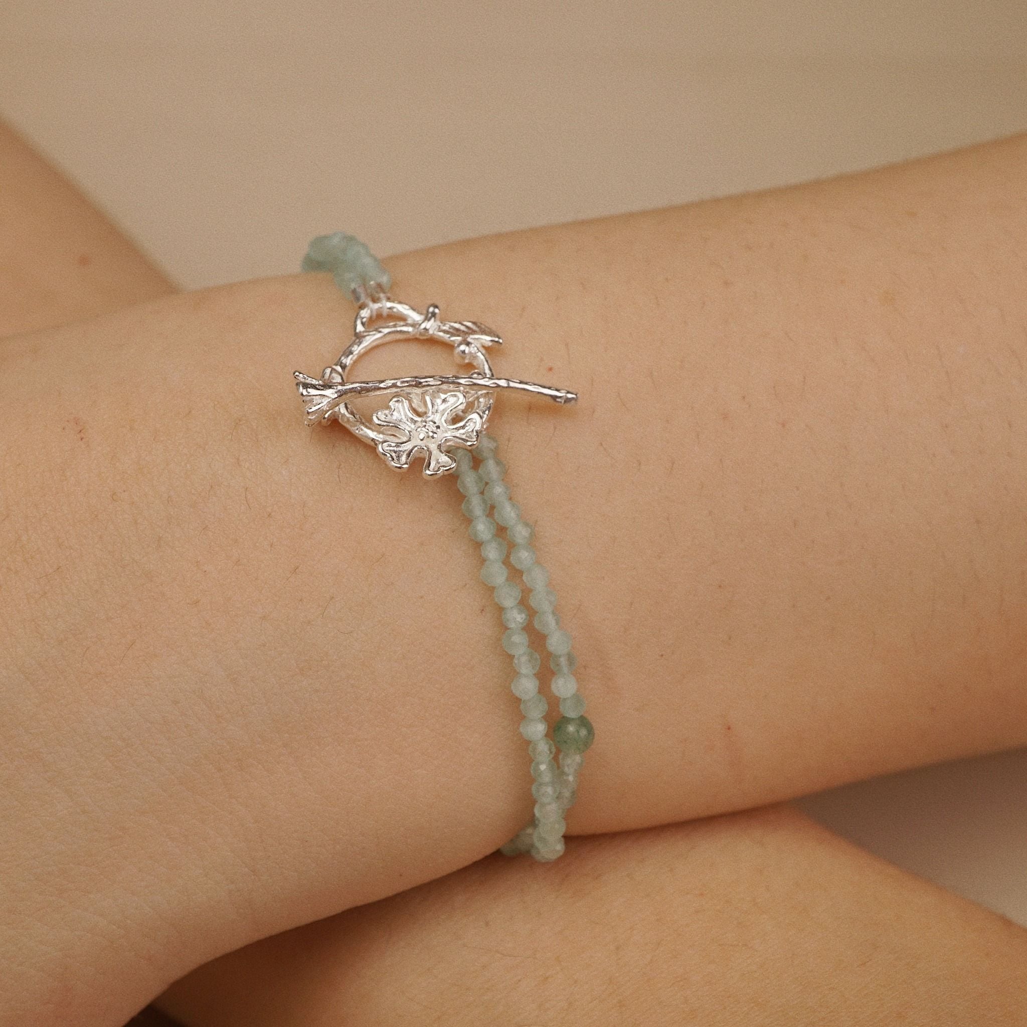  BLOSSOM CLASP GREEN STONE BRACELET (S) 