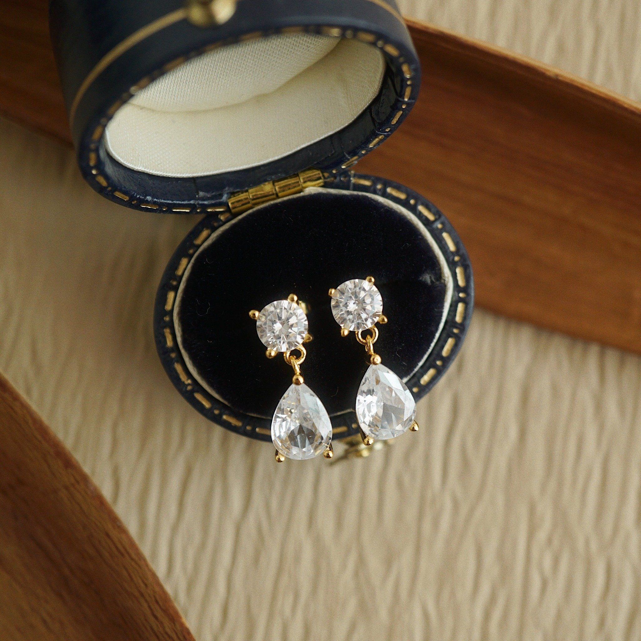  PEAR JACKET EARRINGS 