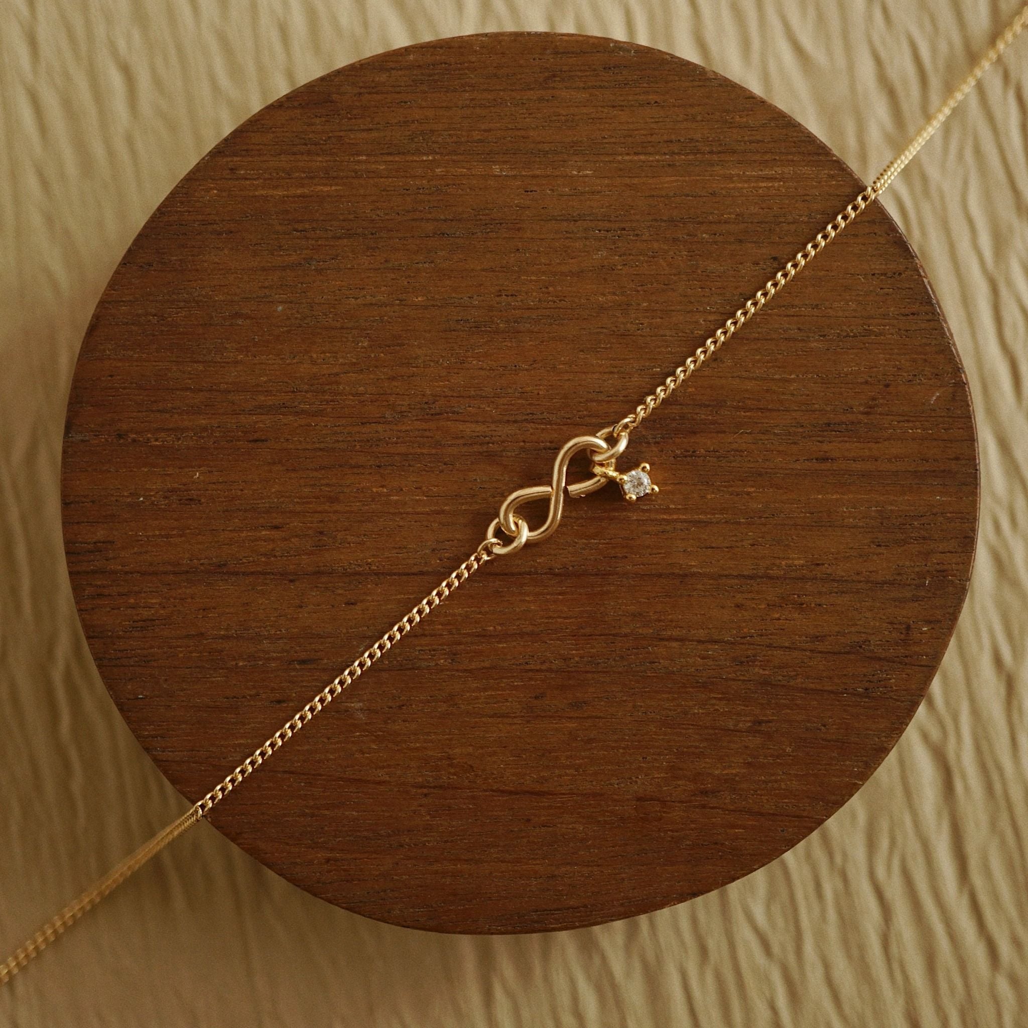  SPARKLE MINI INFINITY MINI CURB BRACELET 