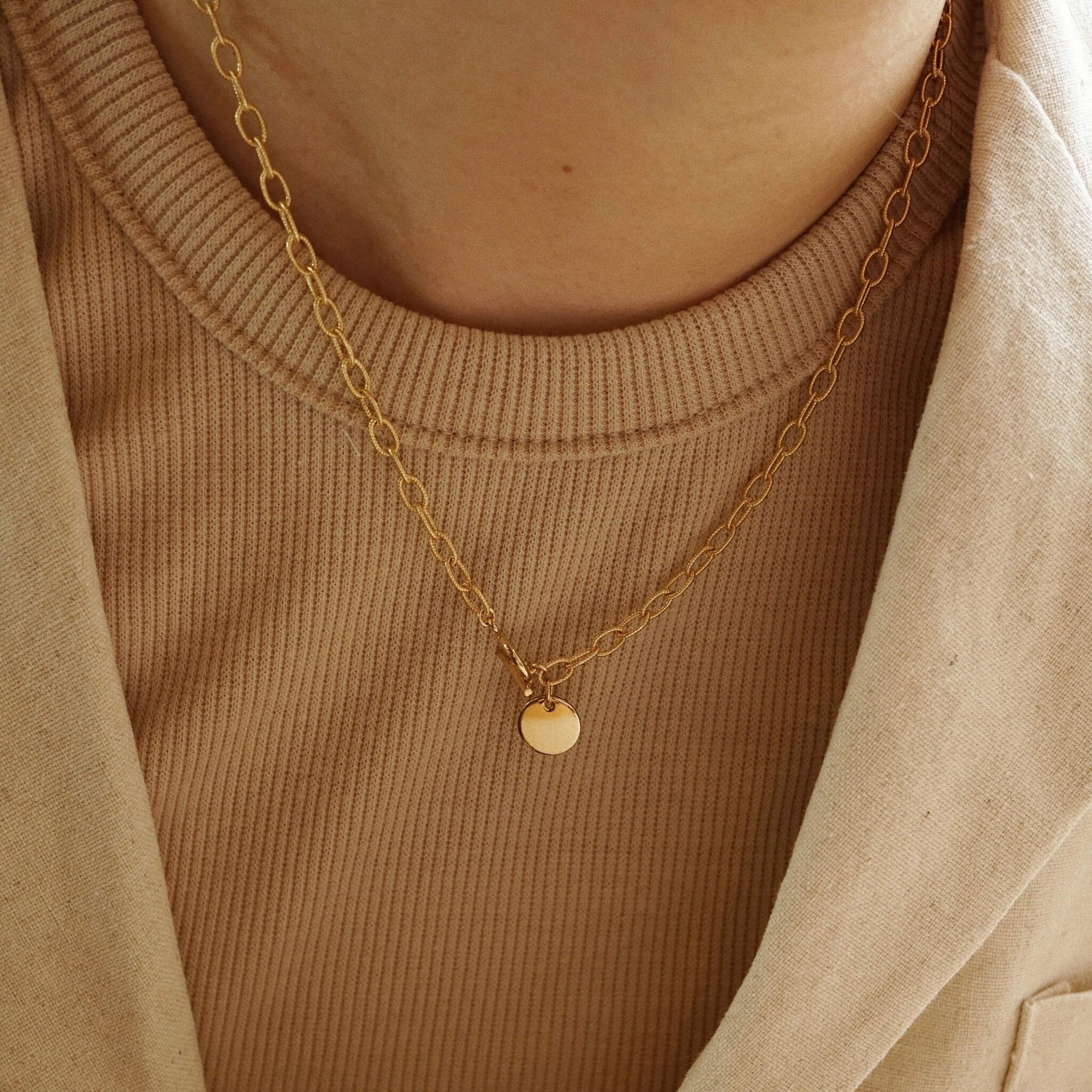  CLASSIC DISC - TOGGLE CLASP OVAL CABLE NECKLACE 