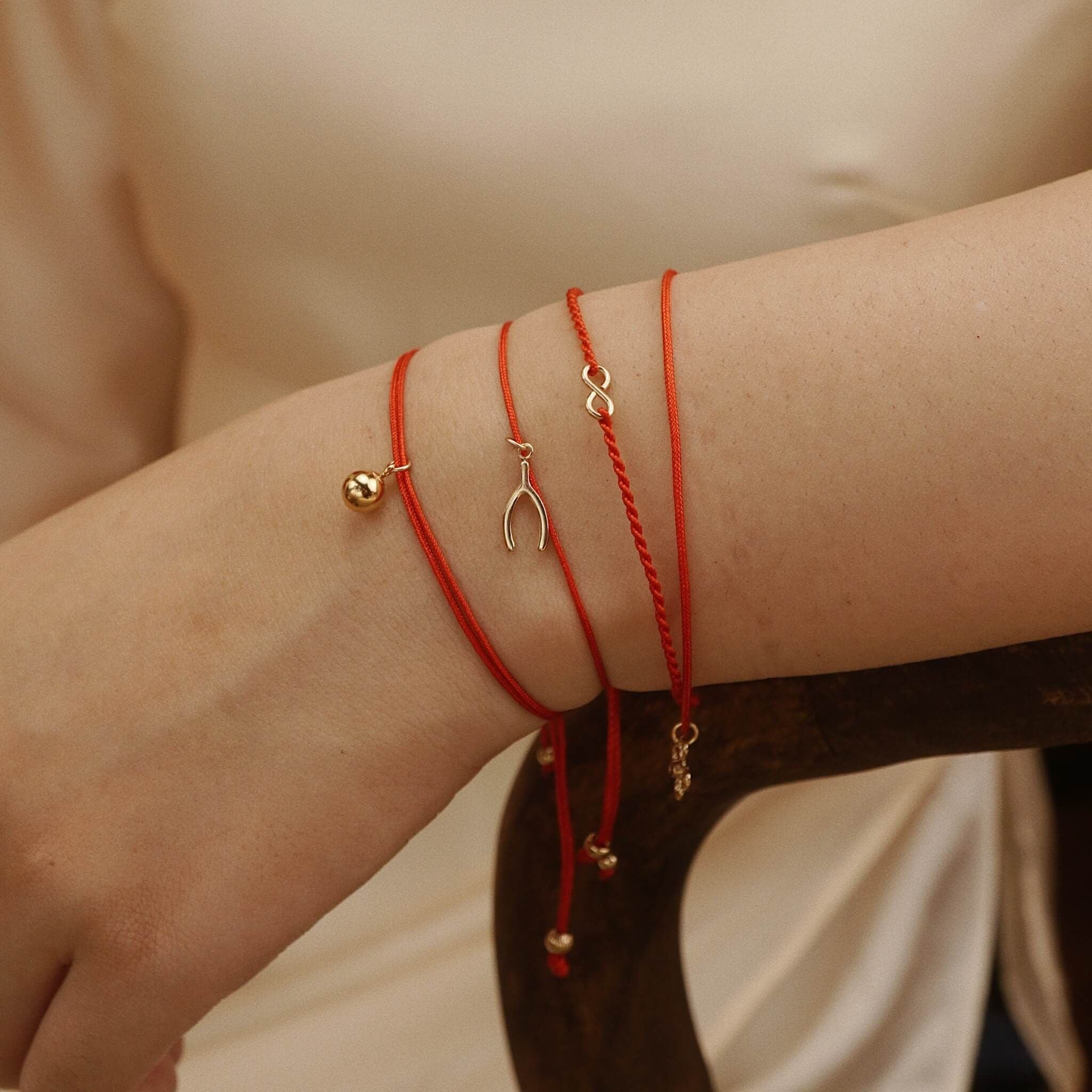  DROPBALL - RED LUCKY STRING BRACELET 