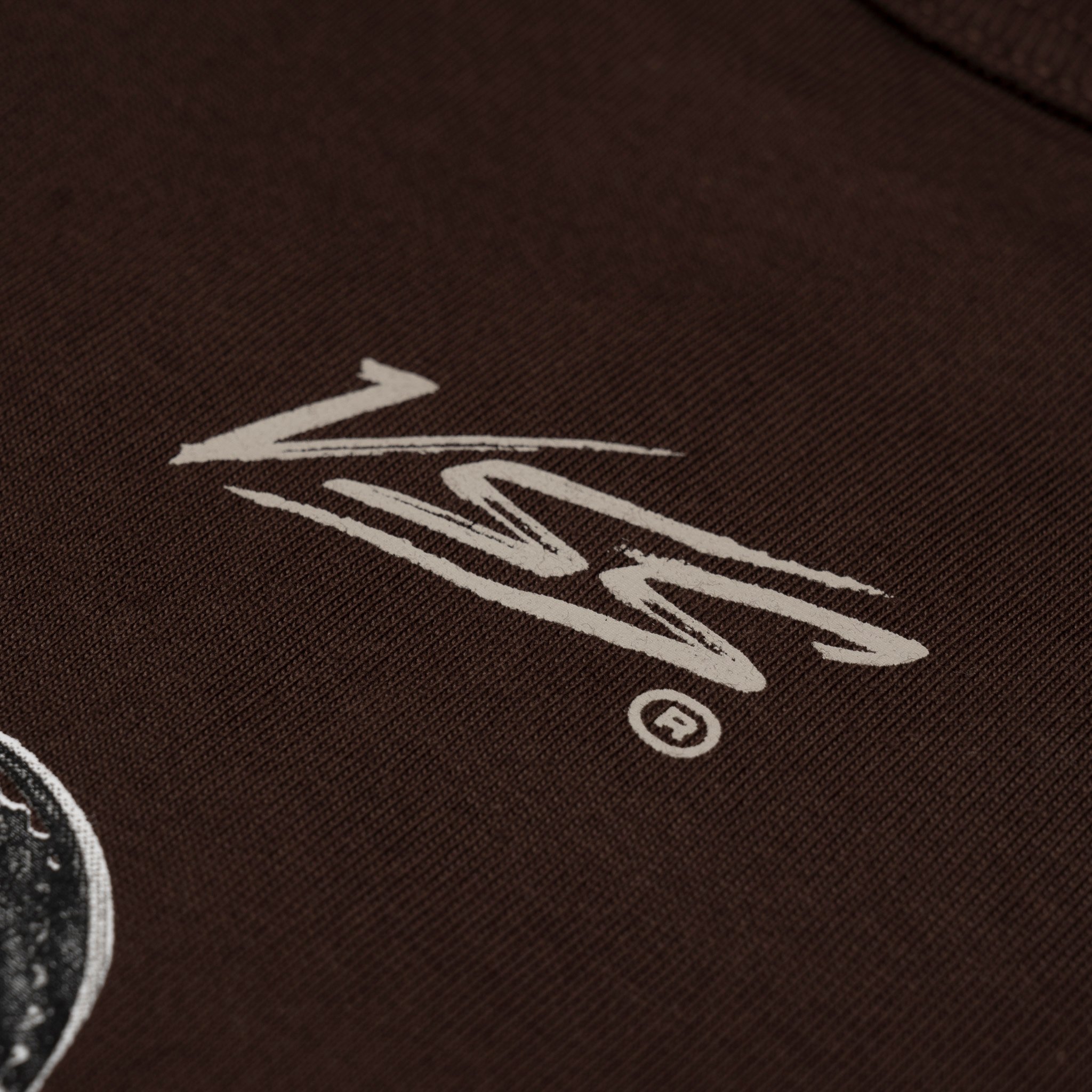  BEYOND FRIENDS TEE (VAT04) 