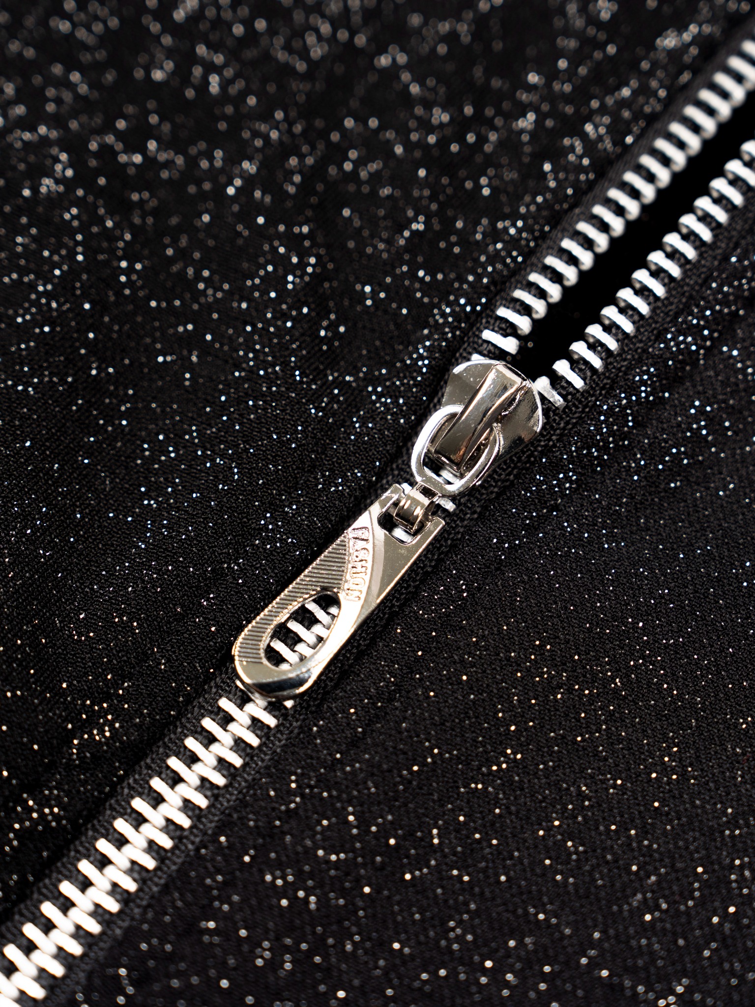  Áo Ba Lỗ Nữ Body Chiết Eo Cổ Trụ Vải Kim Tuyến Khoá Kéo Kim Loại (ABL12) 