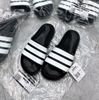  Dép Adidas Mẫu Mới Trắng Sọc Đen 