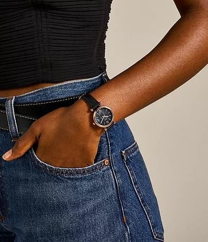 Đồng hồ Nữ Fossil Carlie Mini Dây Da Mặt Đen 28mm ES4700