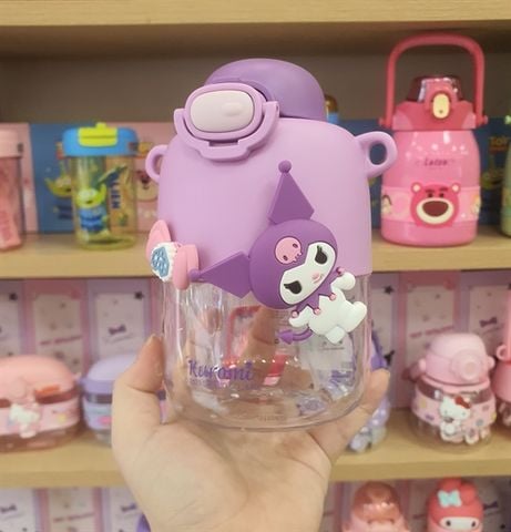 BÌNH NƯỚC SANRIO DÂY ĐEO 550ML