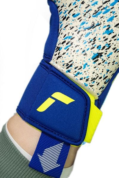 Găng Tay Thủ Môn Reusch Fastgrip Fusion 5670900 4994 GK26