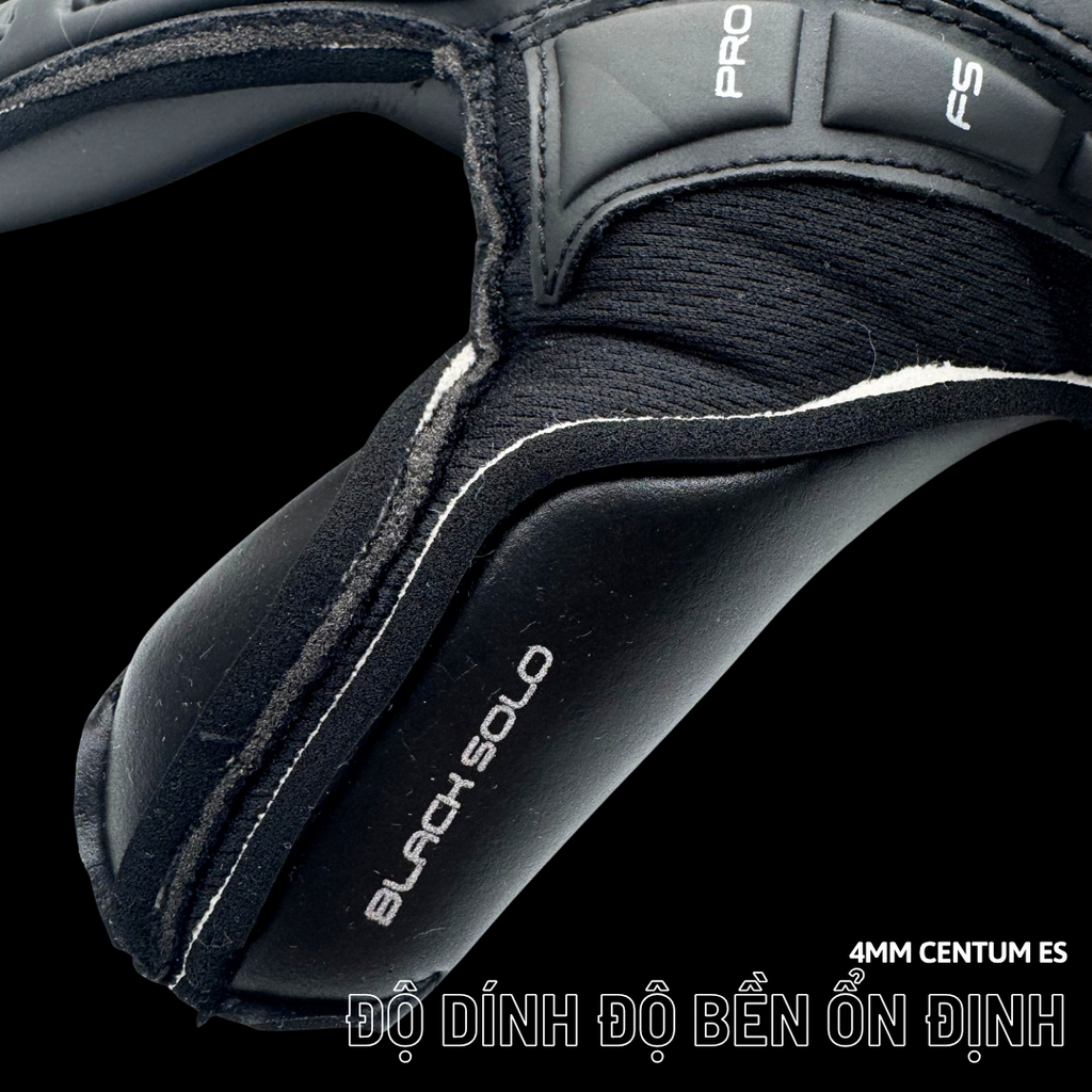 Găng Tay Thủ Môn Elite Black Solo