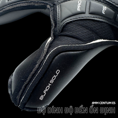 Găng Tay Thủ Môn Elite Black Solo