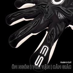 Găng Tay Thủ Môn Elite Revolution X Combi Black