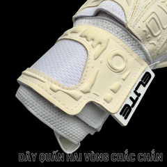 Găng Tay Thủ Môn Elite White Solo
