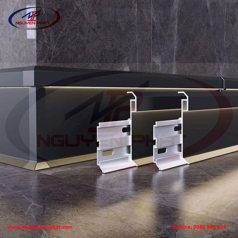 Phào Chân Tường Chạy Đèn Led