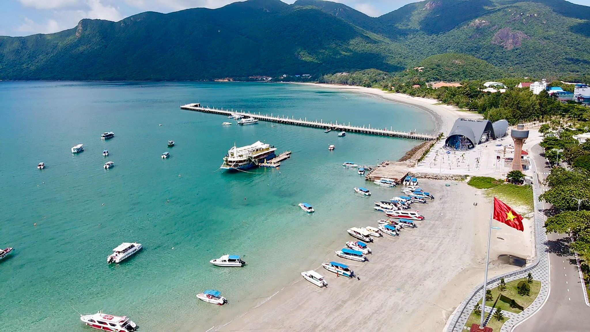  Khám Phá Côn Đảo – Chinh Phục Núi Chúa (3N2Đ) 