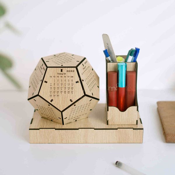 Lịch gỗ để bàn phong cách - TOY27