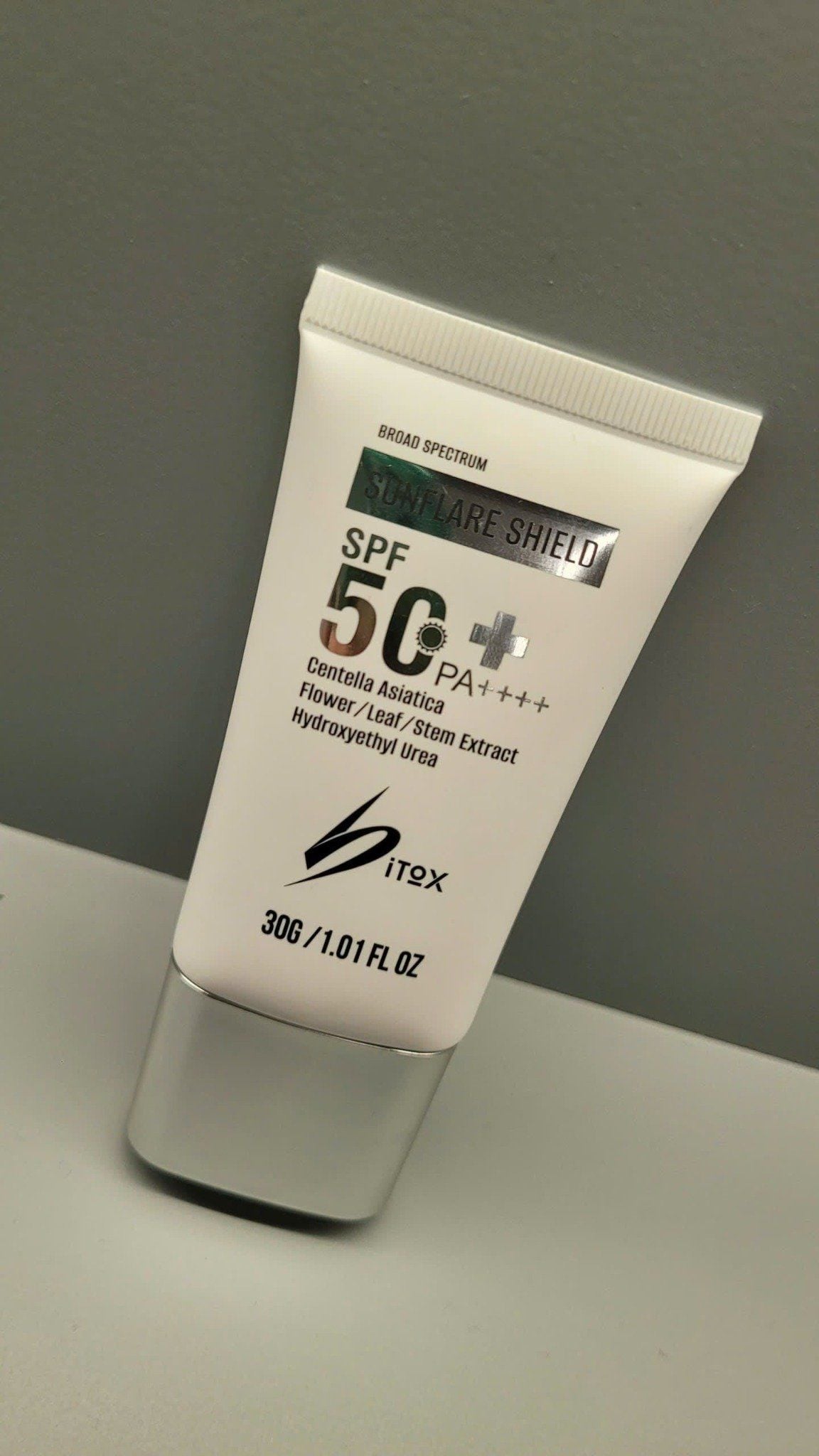  Kem chống nắng vật lý lai hóa học SUNFLARE SHIELD 