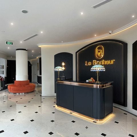 Le Bonheur Hotel Phú Quốc do Galaxycons thi công hoàn thiện